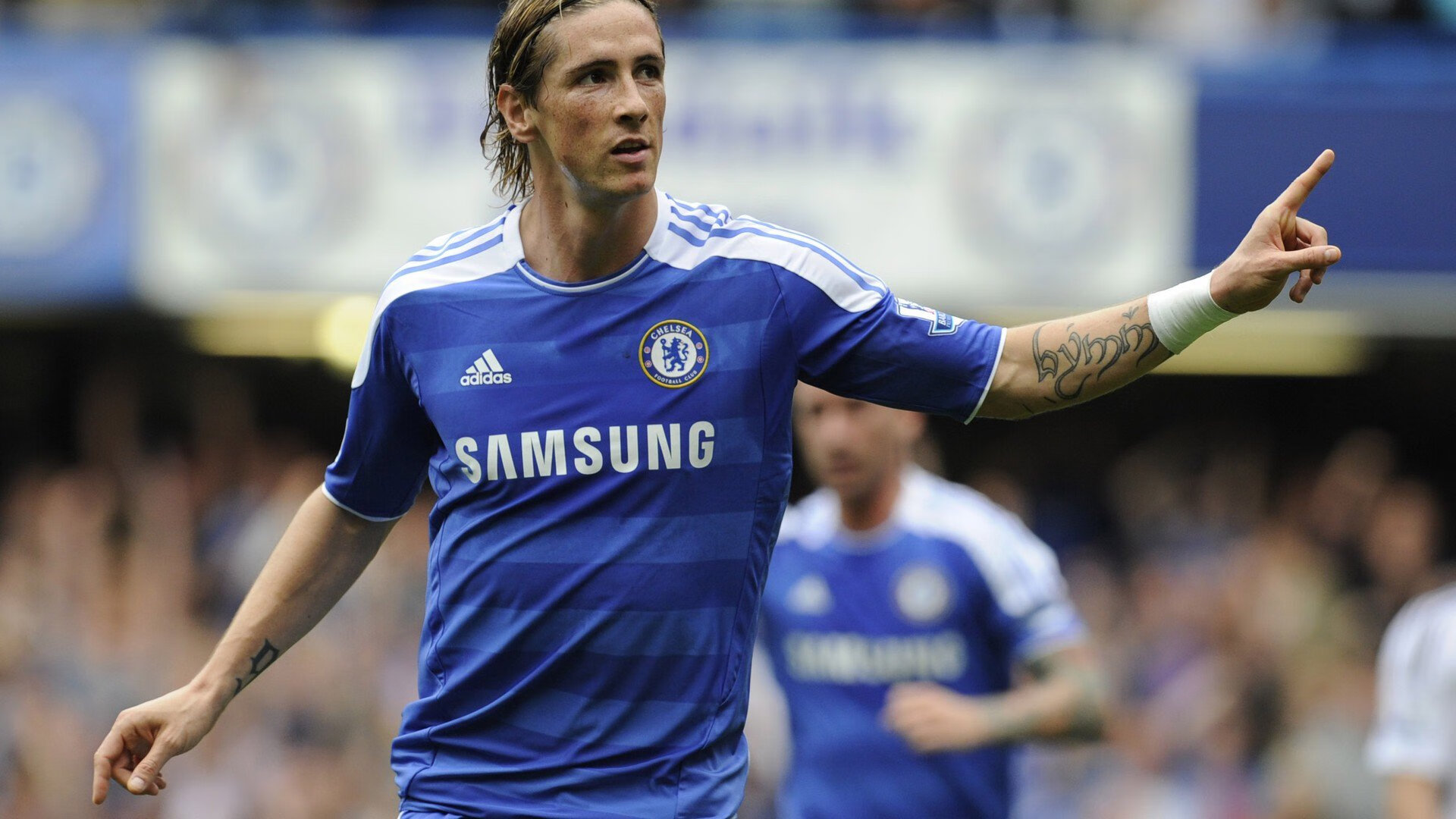 爱游戏电竞下载-《FIFA》虚拟足球盛典，领略未来体育新未来！